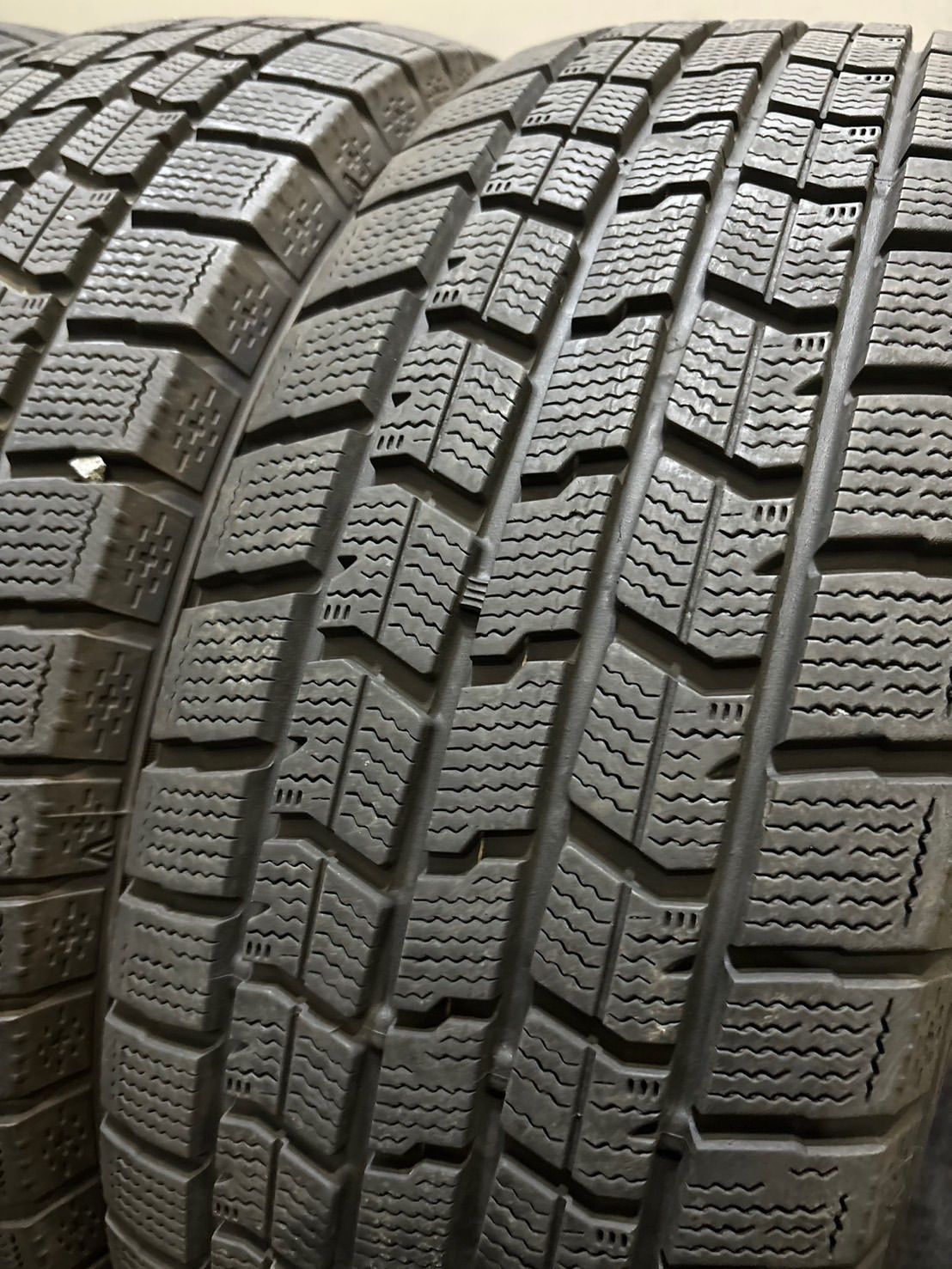 ☆195/65R15 GOODYEAR/ICENAVI 7 22年製 スタッドレス 4本 ノア