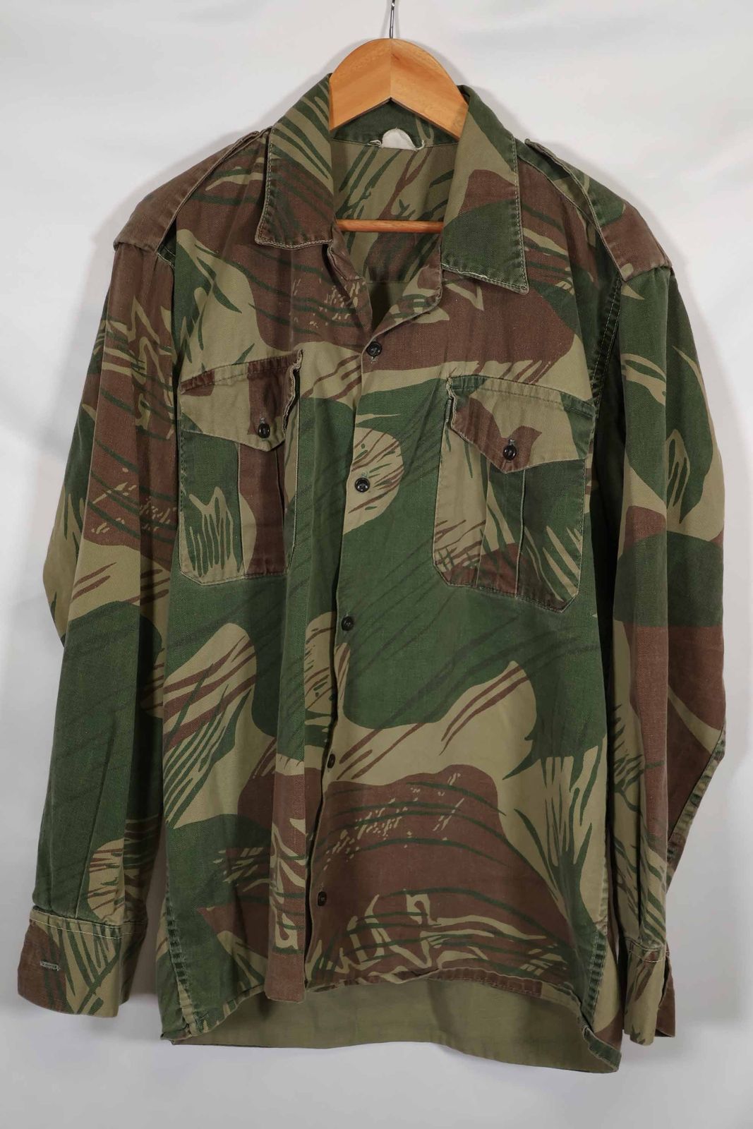 ローデシア迷彩　シャツ 実物 ローデシア軍 ローデシア迷彩 シャツ ボタン欠損あり 中古