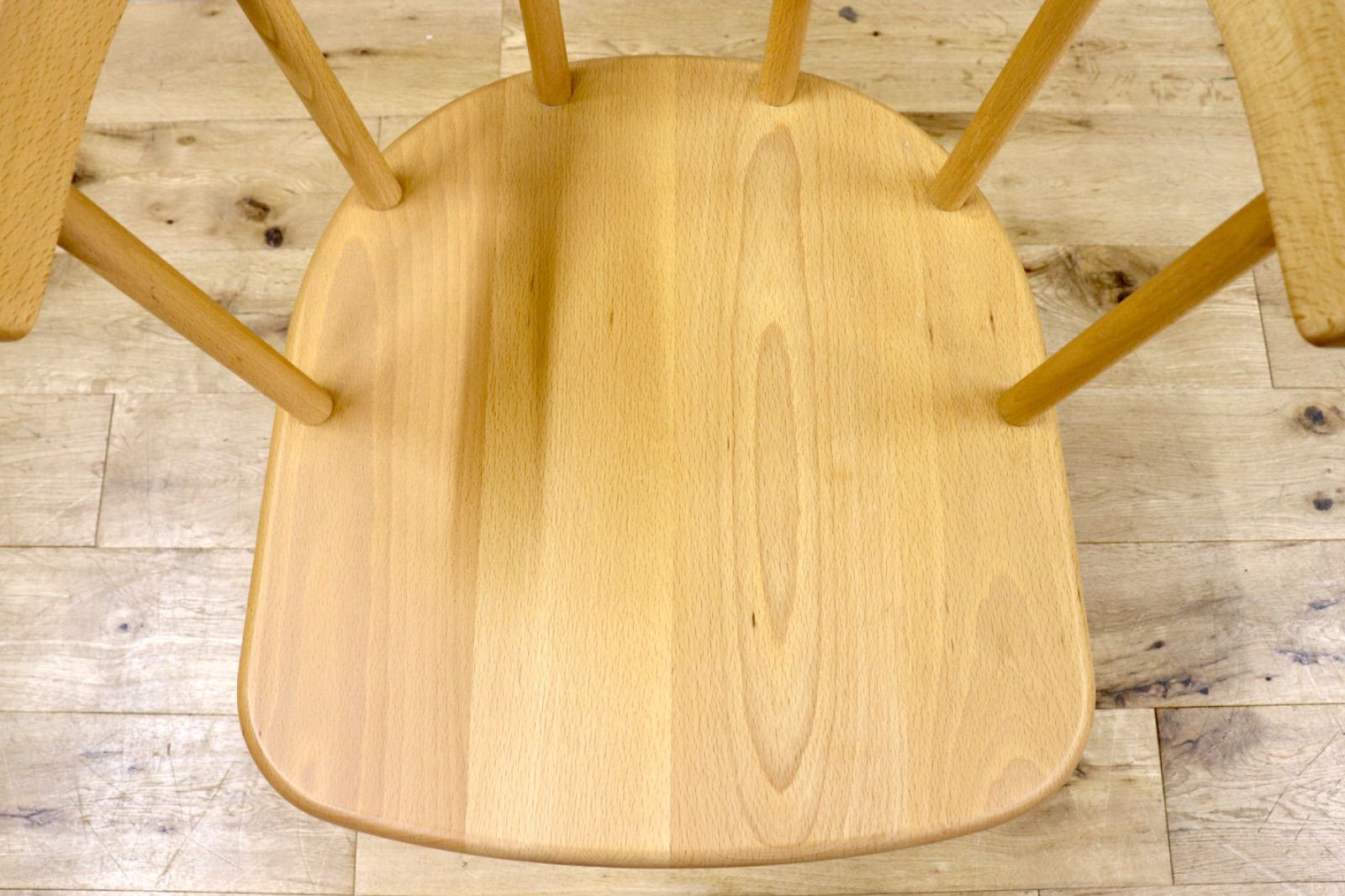 セミアームチェア 椅子