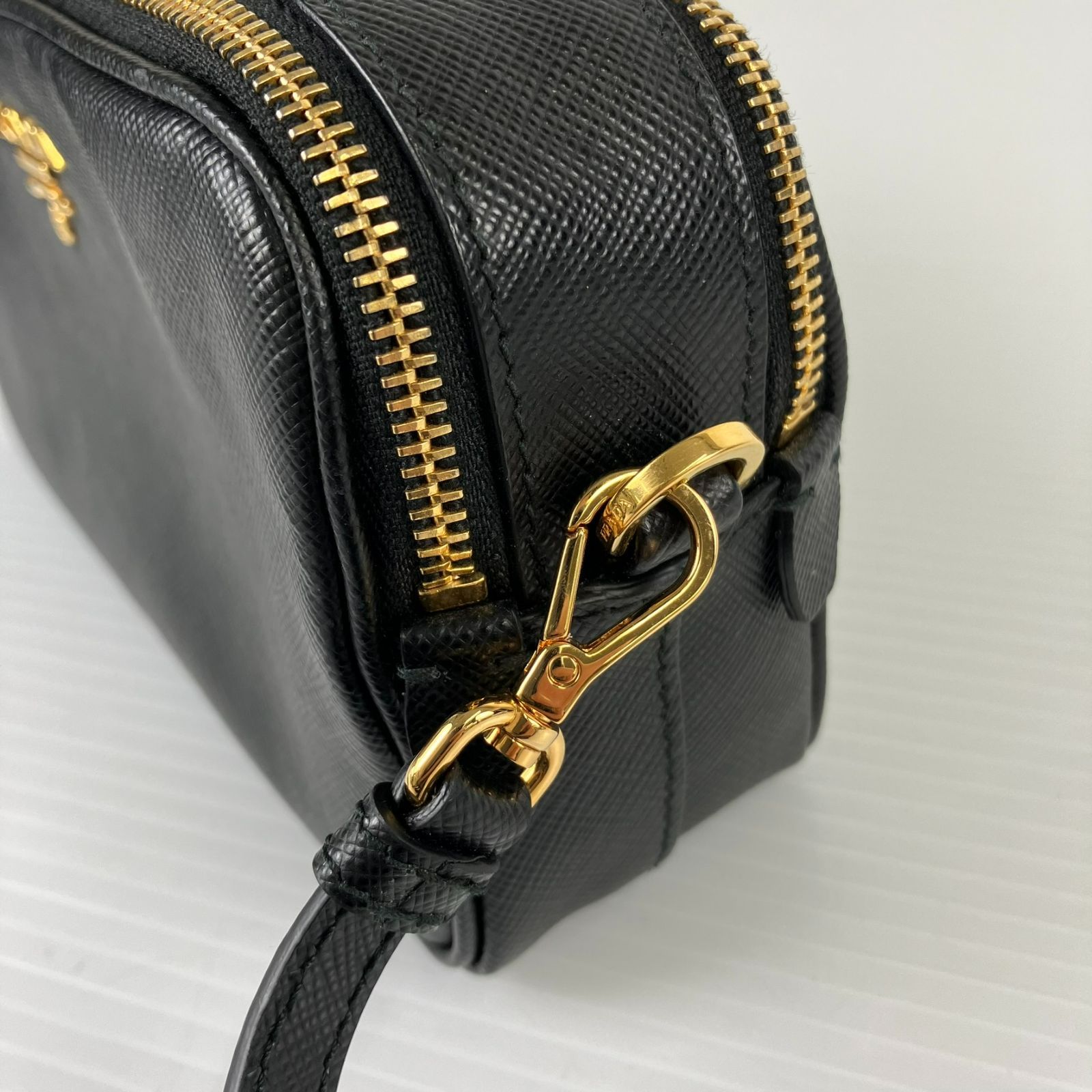 美品】PRADA プラダ サフィアーノレザー ミニショルダーバッグ