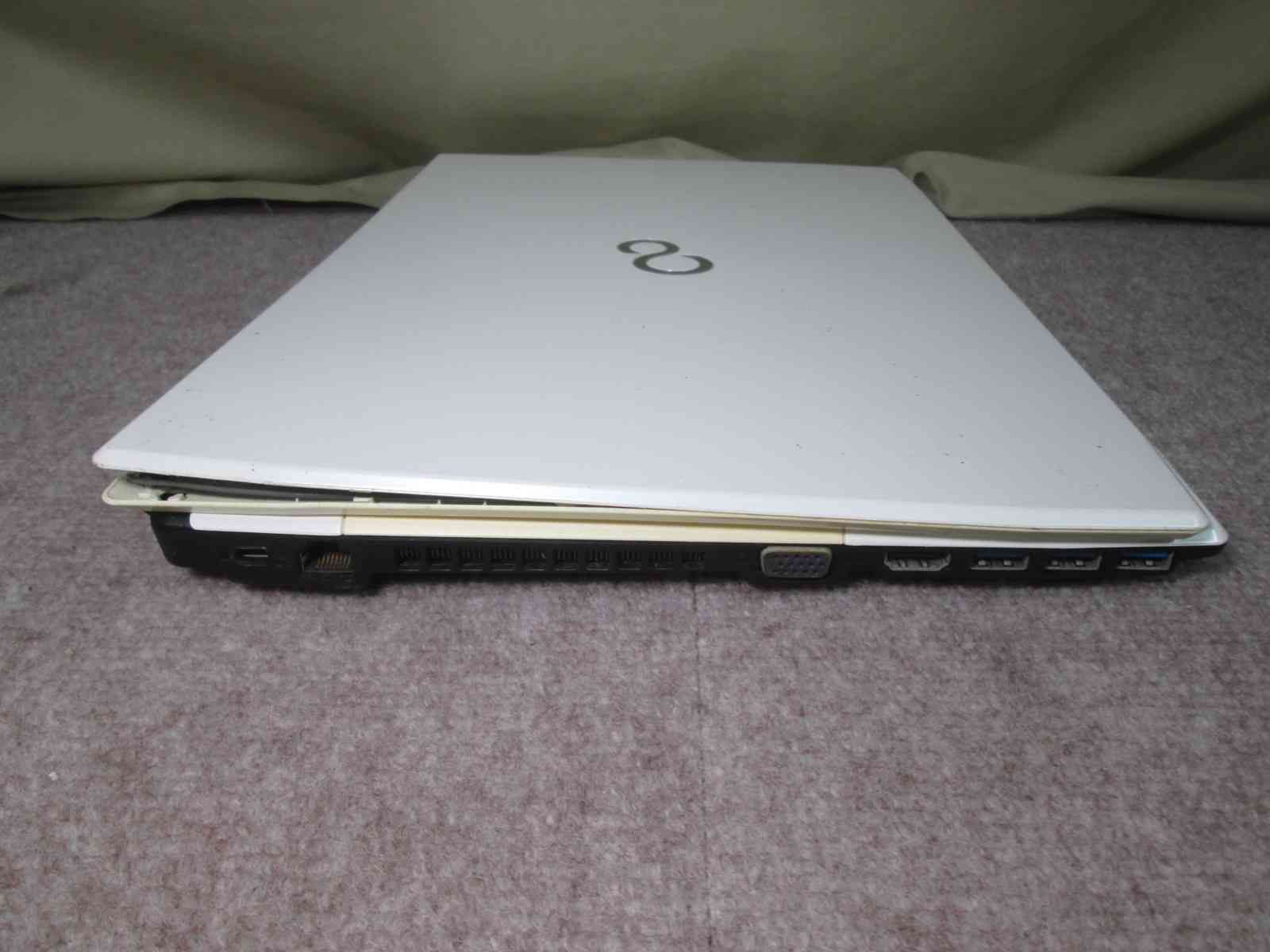 富士通 FMV LIFEBOOK AH53/M 【Windows8モデル】USB3.0／HDMI [92966