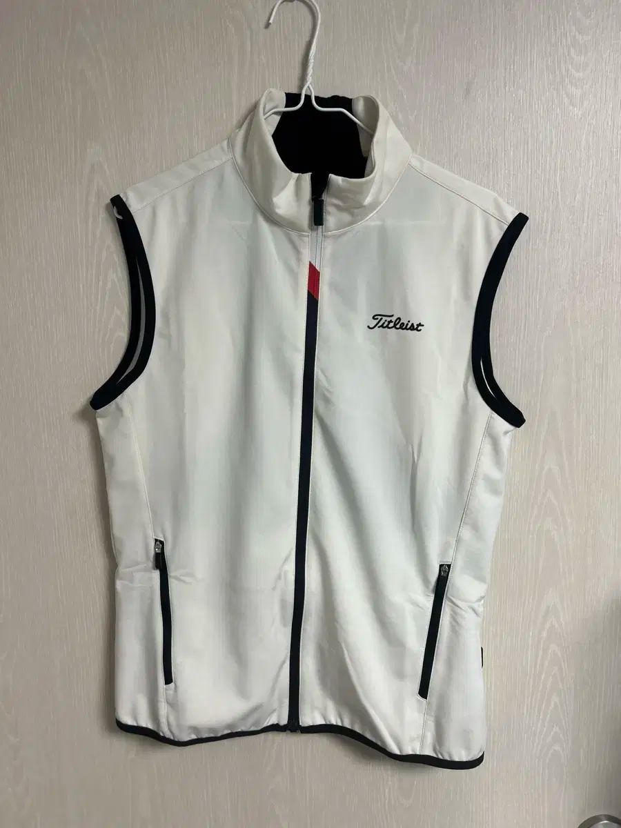 Titleist タイトリスト ゴルフ ベスト M サイズ 販売