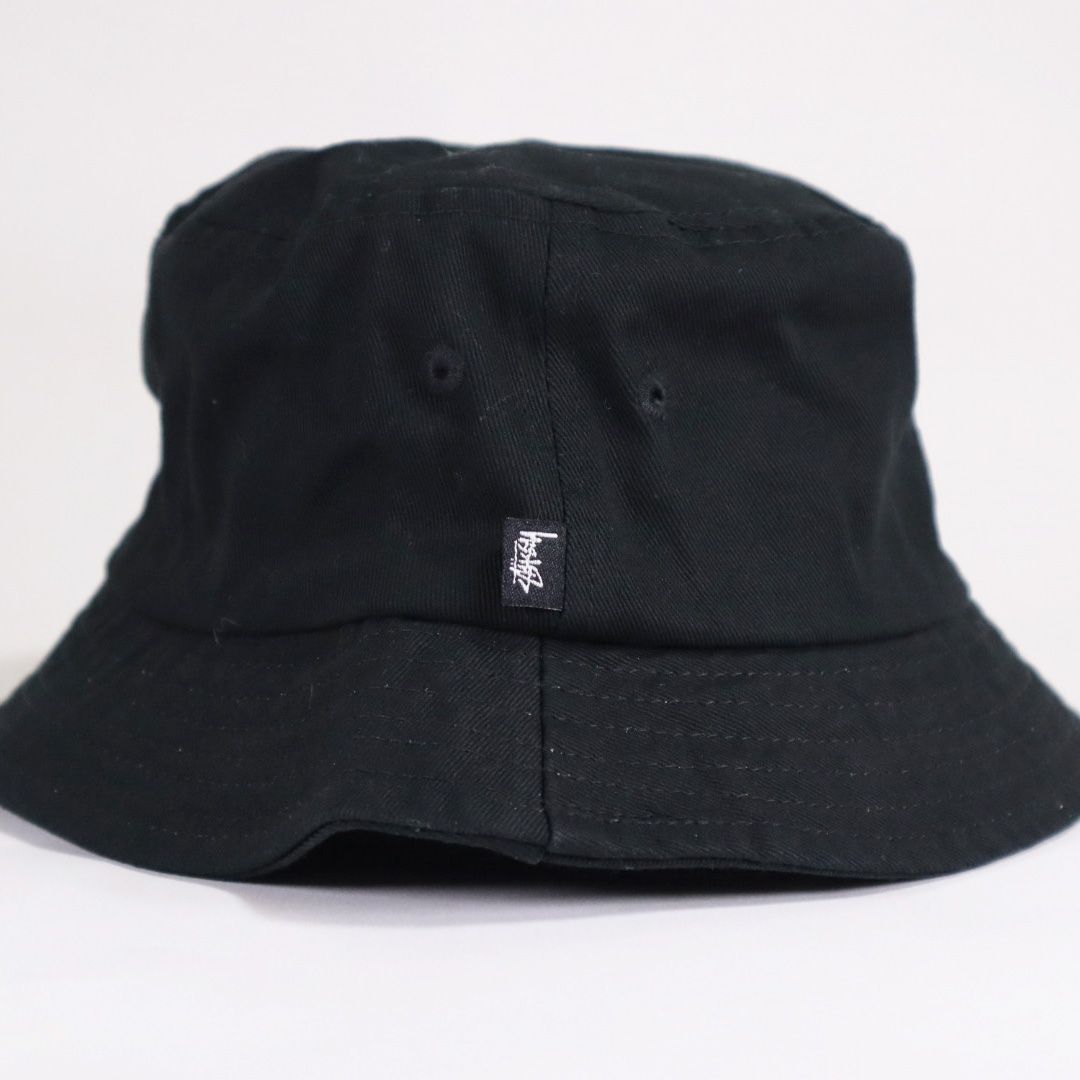 【STUSSY】ローズ刺繍入りバケットハット★ブラック STUSSY】ローズ刺繍入りバケットハット☆ブラック (STUSSY