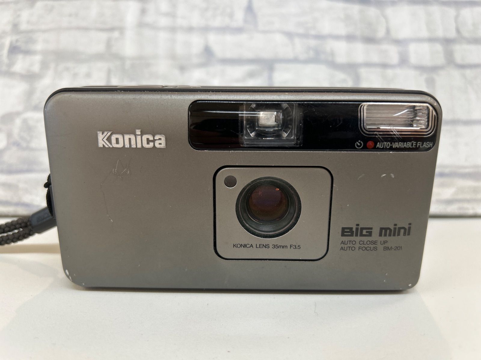 konica big mini bm-201【動作確認済み】 Konica Big mini BM-201 本体とストラップのみ 動作未確認