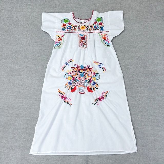 ヴィンテージ 手刺繍 ロング メキシカンワンピース ドレス ホワイト ヴィンテージ 手刺繍 ロング メキシカンワンピース ドレス