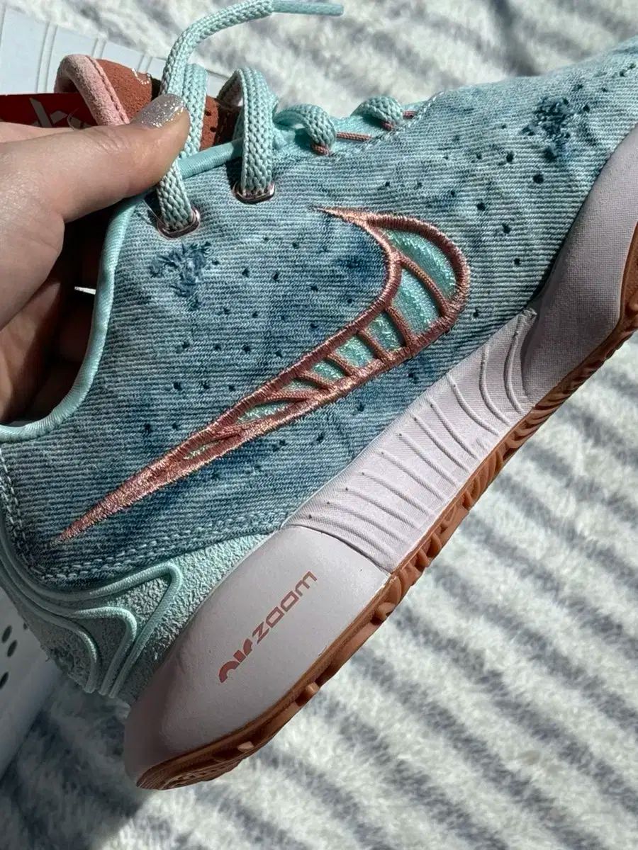 正規品 NIKE(ナイキ) レブロン 21 EP アラゴナイト （ 235mm