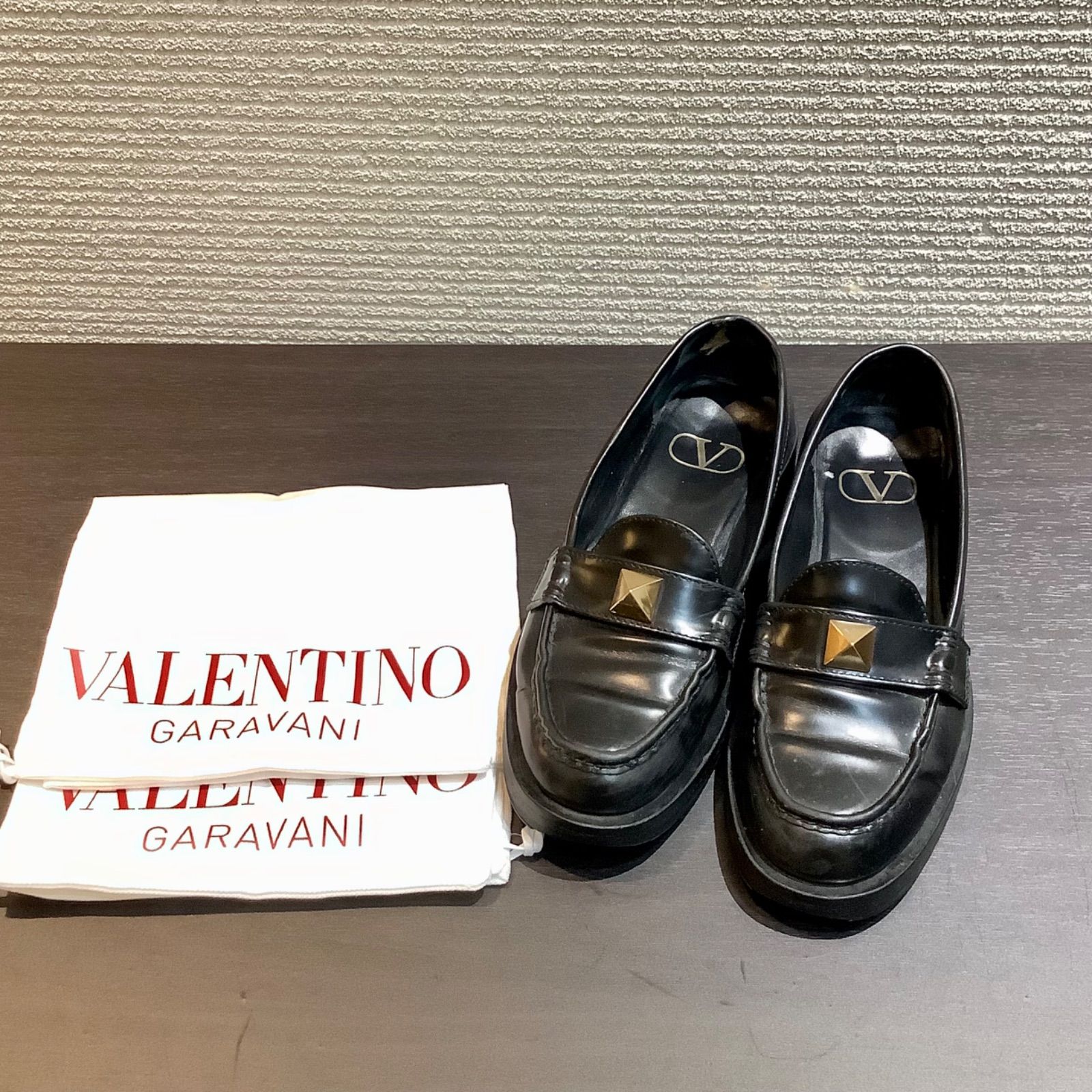 VALENTINO ローマンスタッズ　レザーローファー　黒　サイズ37.5 ヴァレンティノ VALENTINO GARAVANI ガラヴァーニ ローマン