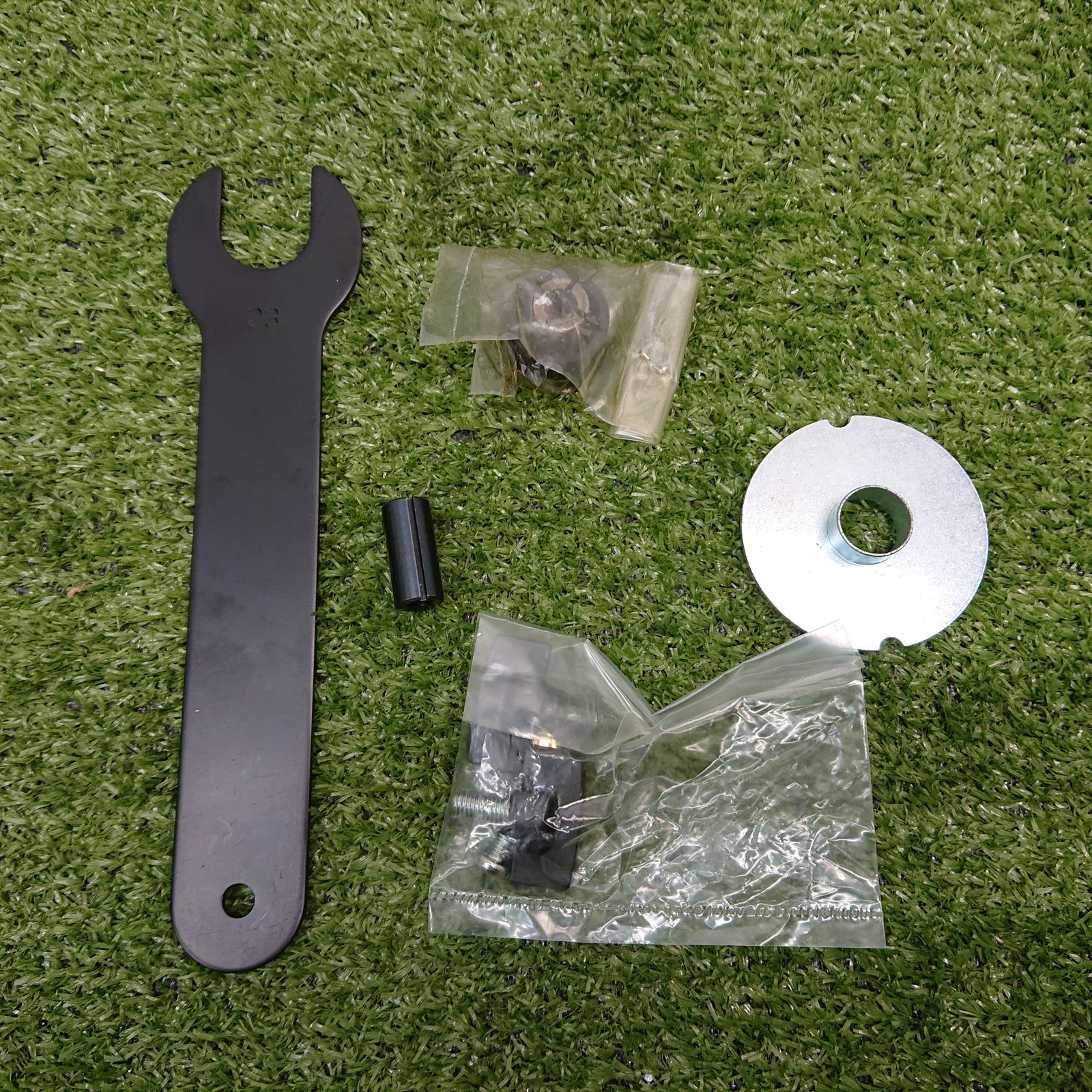 品 HiKOKI M12SE 12mmルータ 本体のみ 4745