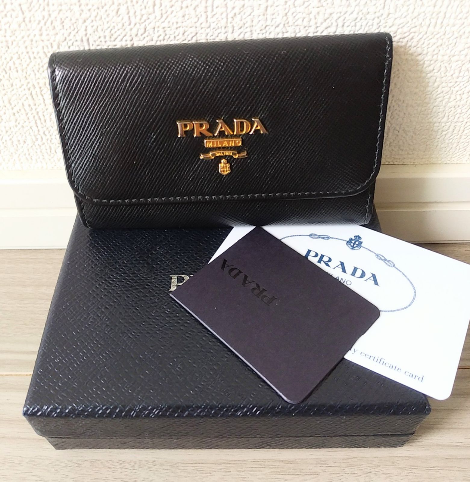 PRADA／プラダ キーケース サフィアーノレザー 型番1M0222 正規