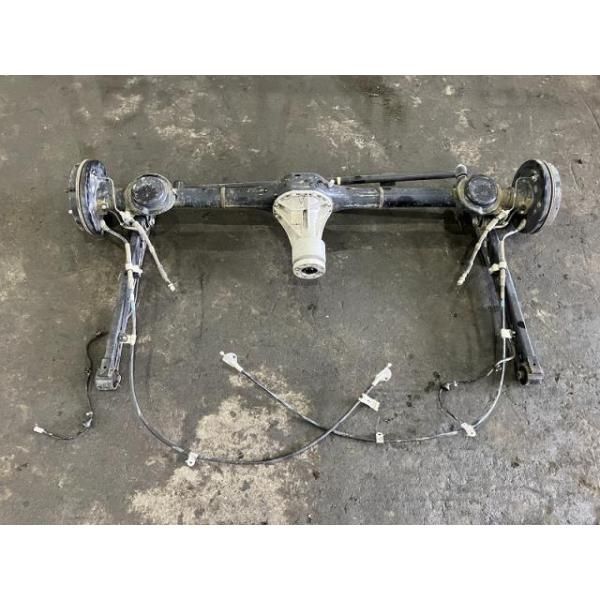 ルーミー M910A リアアクスルホーシング デフホーシング G 4WD 41110-B1151 42110-B1061 R67