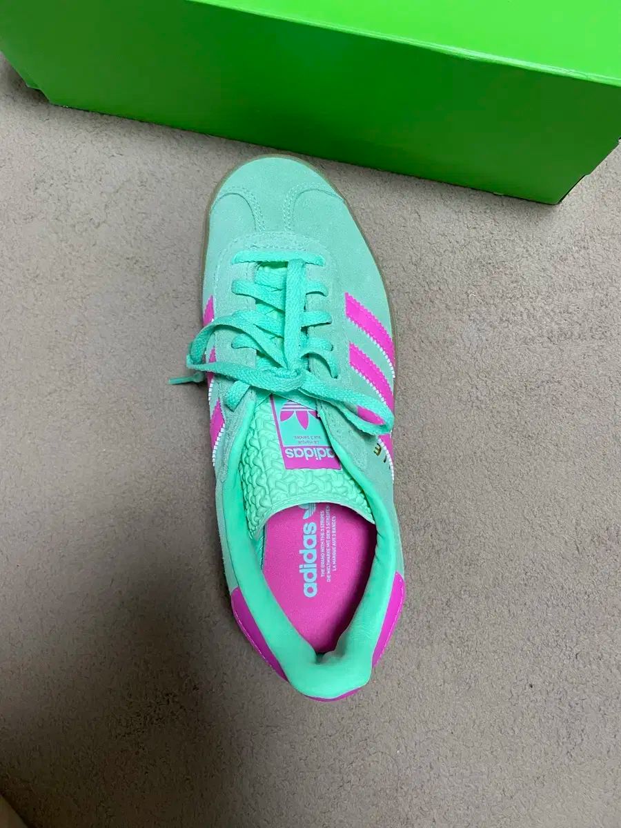 adidas★ガゼル ボールド W - パルスミント アディダス ガゼル ボールド パルス ミント – クラシック