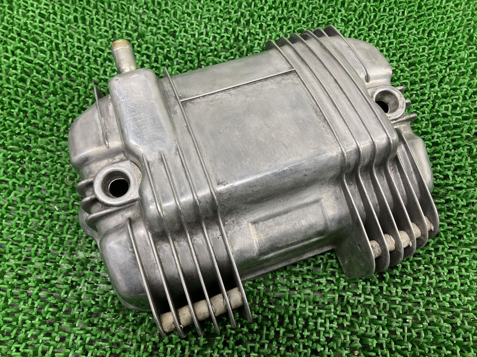 CB400T シリンダーヘッドカバー CB400T-3000*** ホンダ 純正 中古 バイク 部品 CB400T-3000 HAWK-II ホーク2 2型 エンジンカバー 当時物
