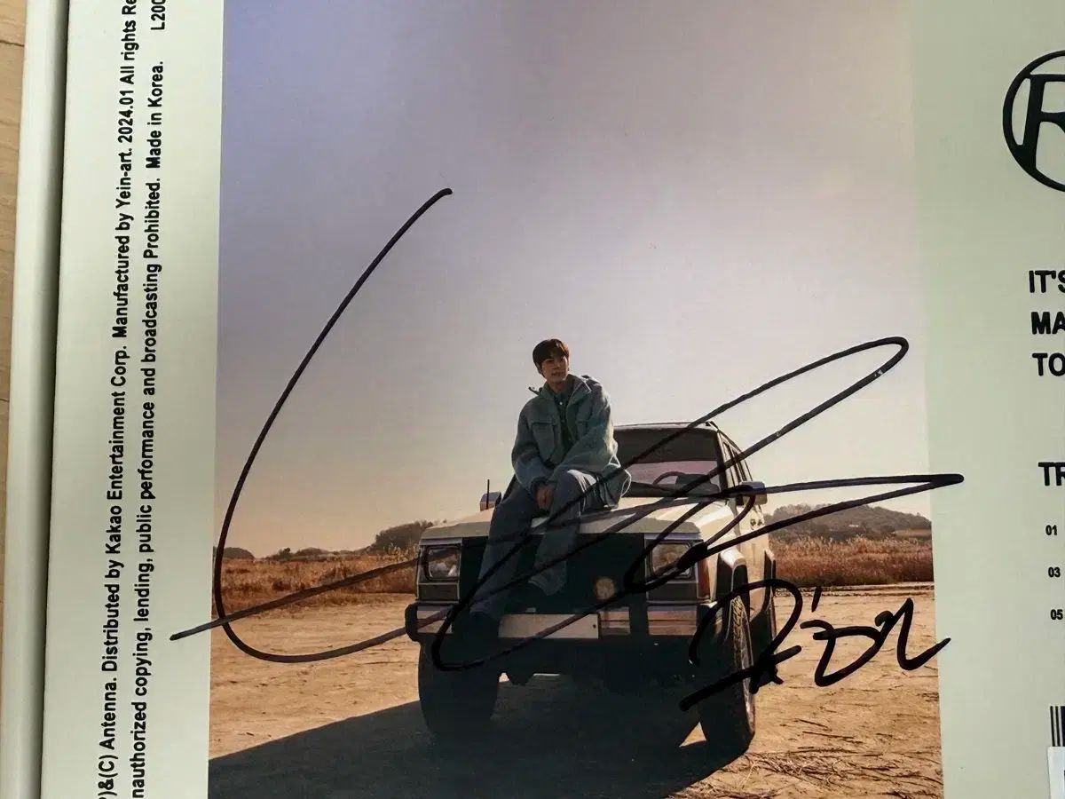 キュヒョン　KYUHYUN THE FIRST MINI ALBUM サイン入り キュヒョン KYUHYUN THE FIRST MINI ALBUM サイン入り