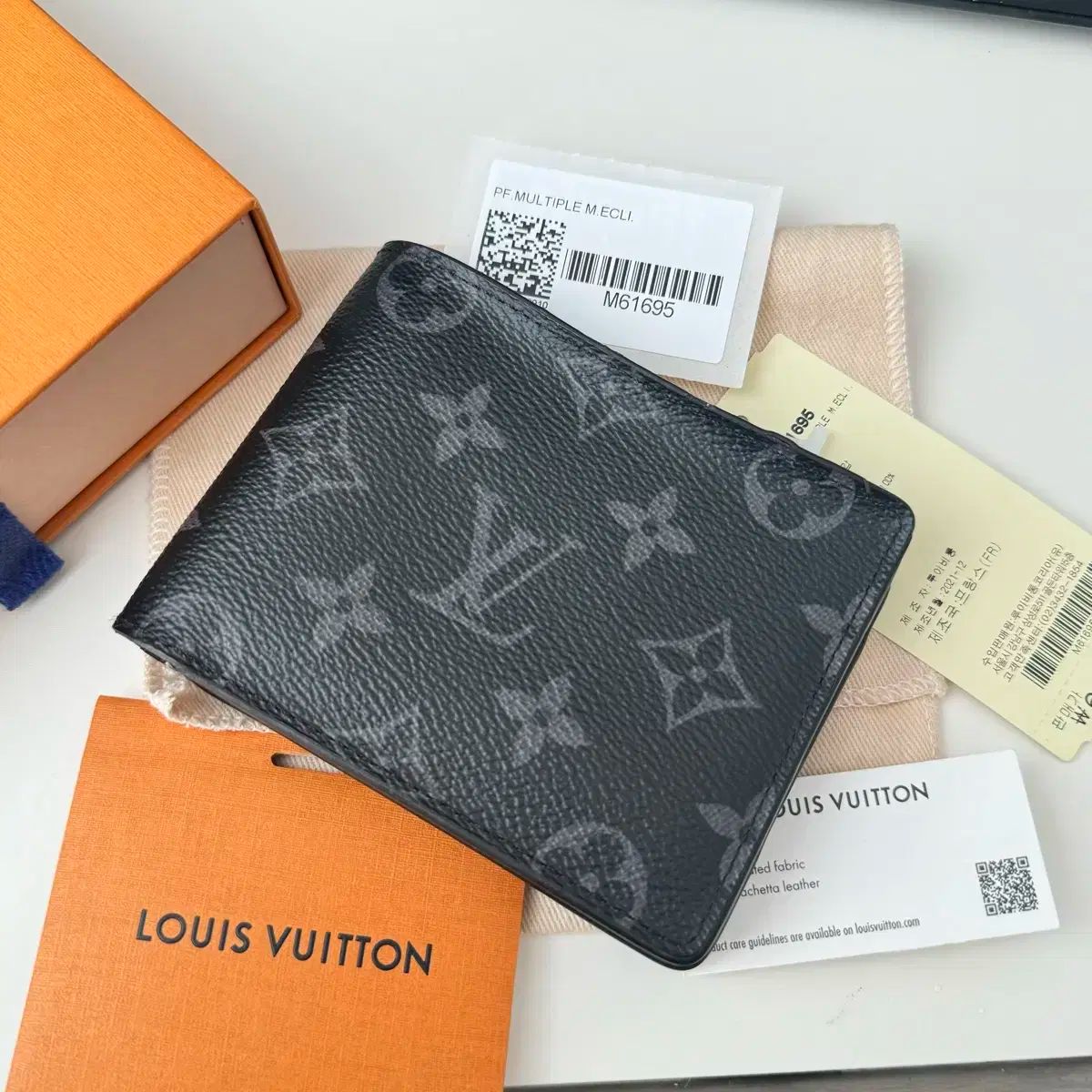 ★未使用級★　ルイヴィトン　 モノグラム　エクリプス　ミュルティプル　折財布 楽天市場】LOUIS VUITTON ルイ ヴィトン M61695 モノグラム