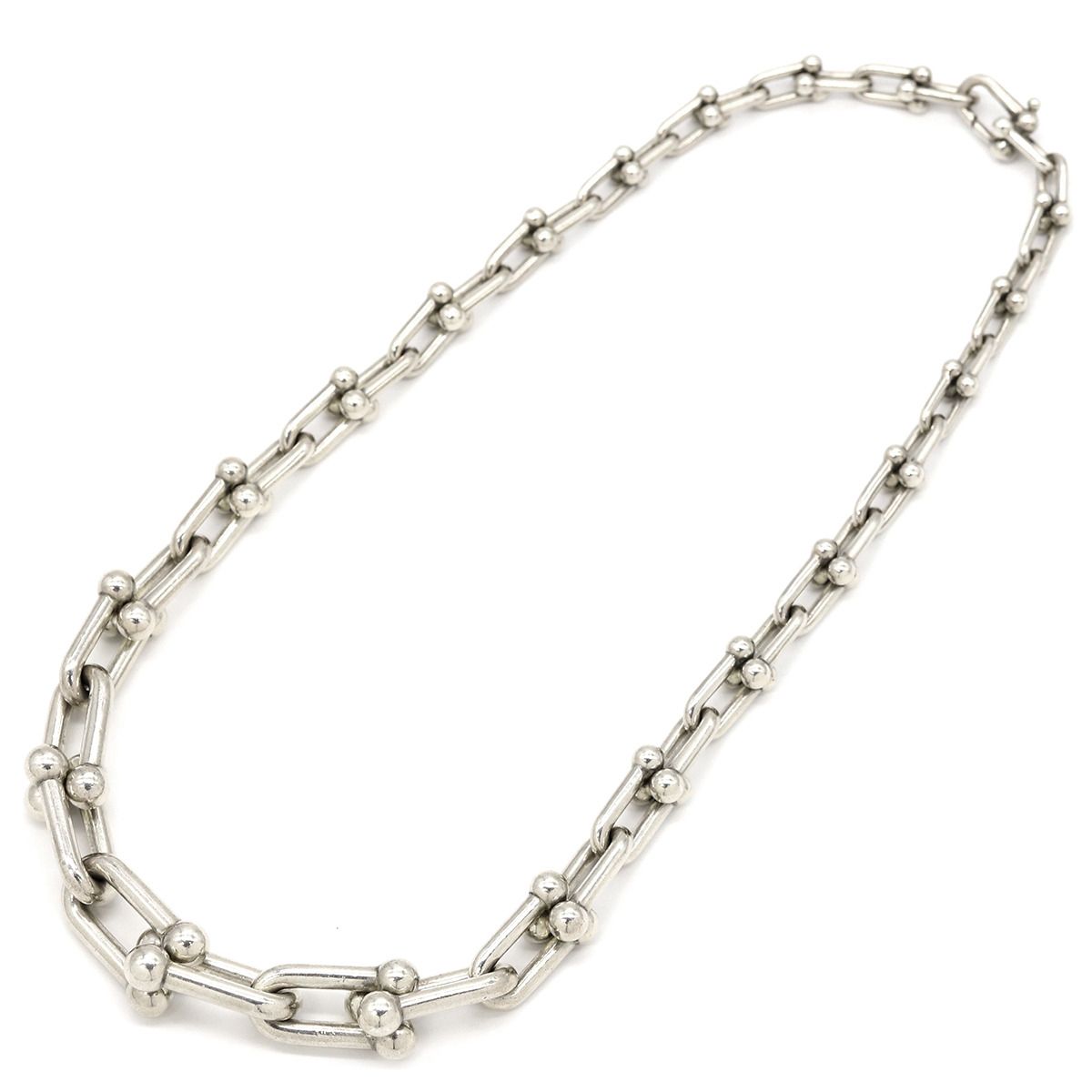 Tiffany & Co. シルバースタッドピアス 5682564490f2467bd9cc098b591a40