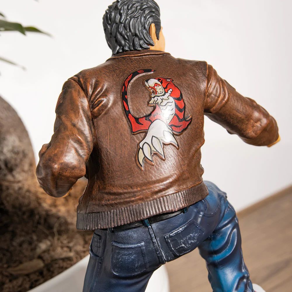新品】SEGA公式 シェンムー 芭月涼フィギュア - メルカリ