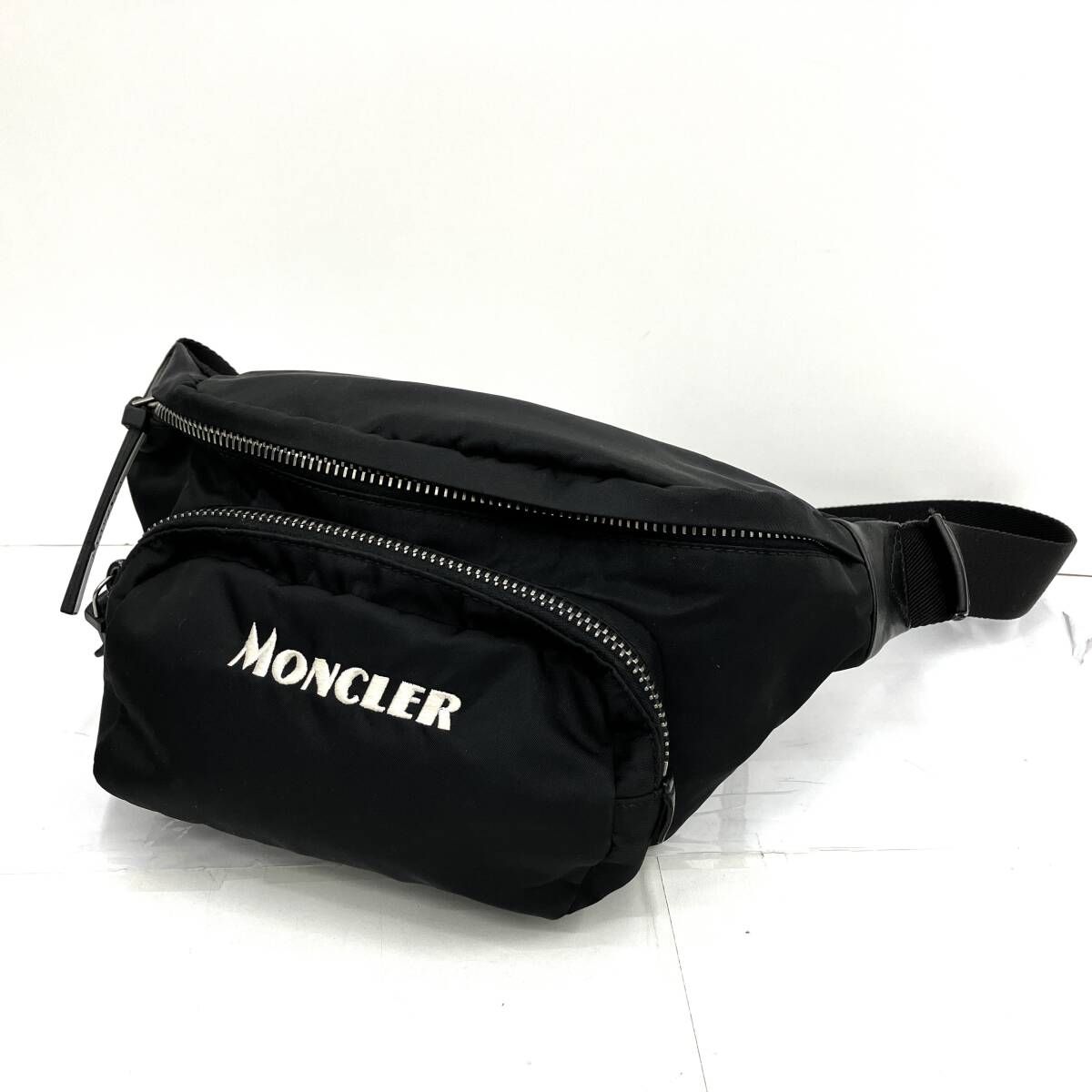 MONCLER モンクレール 5M70210 ウエストバッグ