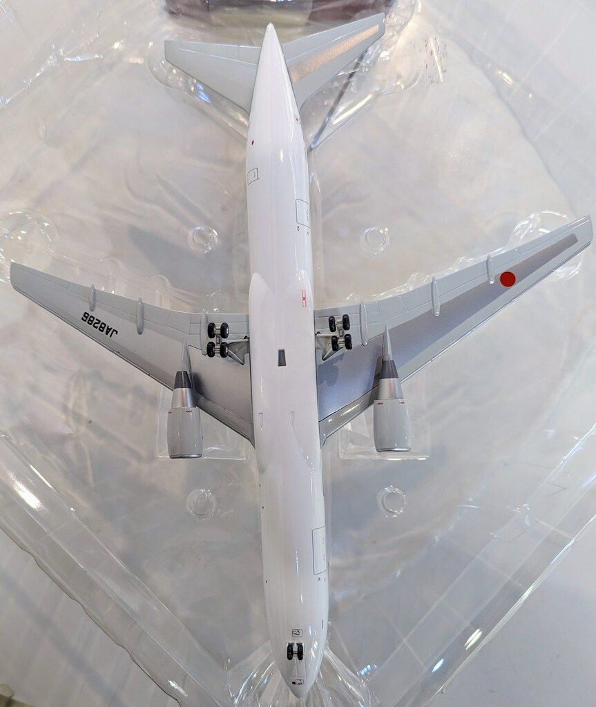 【新品】ANA 全日空商事｜CARGO　JA8286　B767　NH20029 新品】ANA 全日空商事｜CARGO JA8286 B767 NH20029 - メルカリ