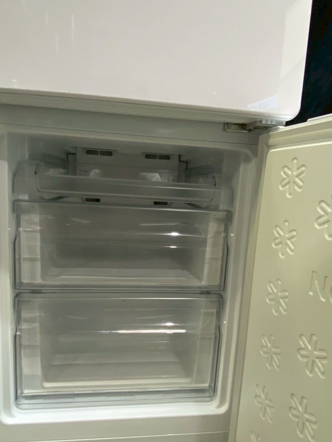 Z127 送料設置無料 日立 洗濯機 22年製 容量8㌔ 洗濯機：機能比較一覧