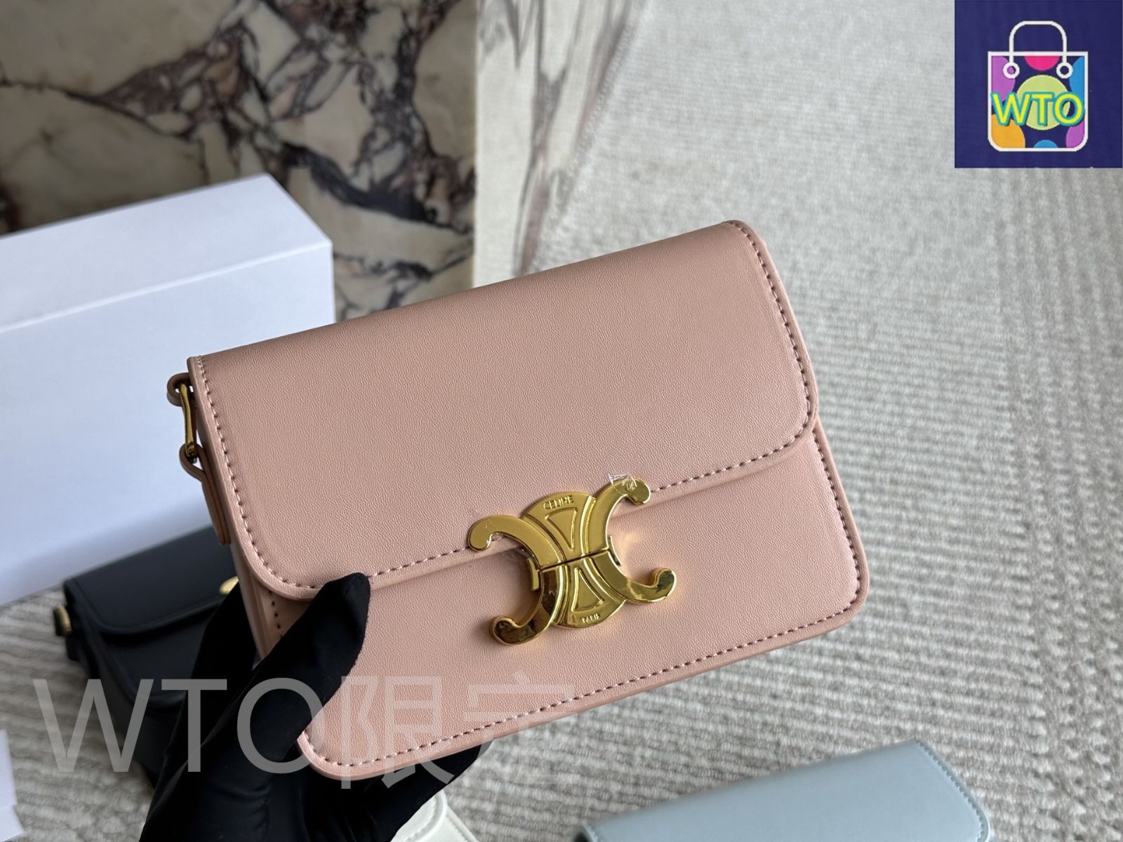 今日特価】Celine セリーヌ トリオンフ ボックスバッグ 実用性に