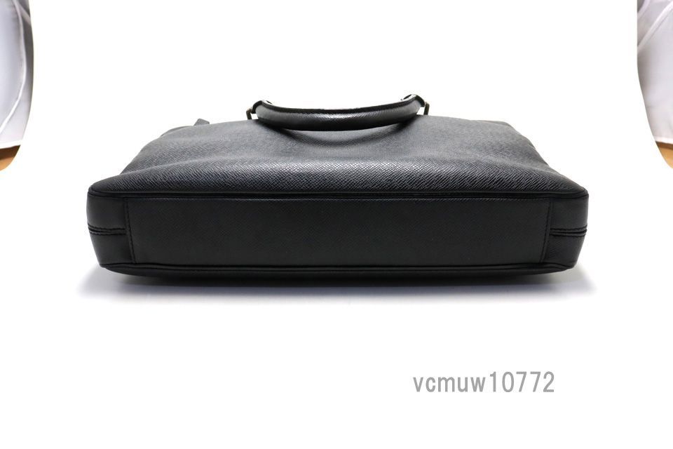 ■美品■LOUISVUITTONルイヴィトン ブリーフケース レザー タイガ LOUIS VUITTON 超美品 ルイヴィトン タイガ プレジデント