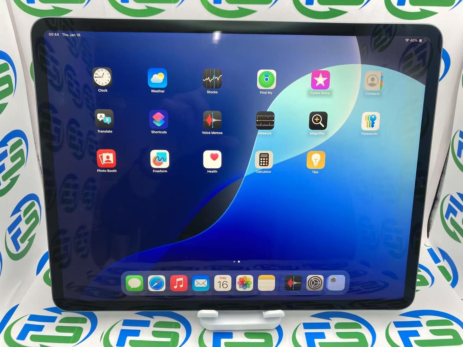良品 iPad Pro 12.9インチ 第4世代 128GB Space Gray Wi-Fiモデル