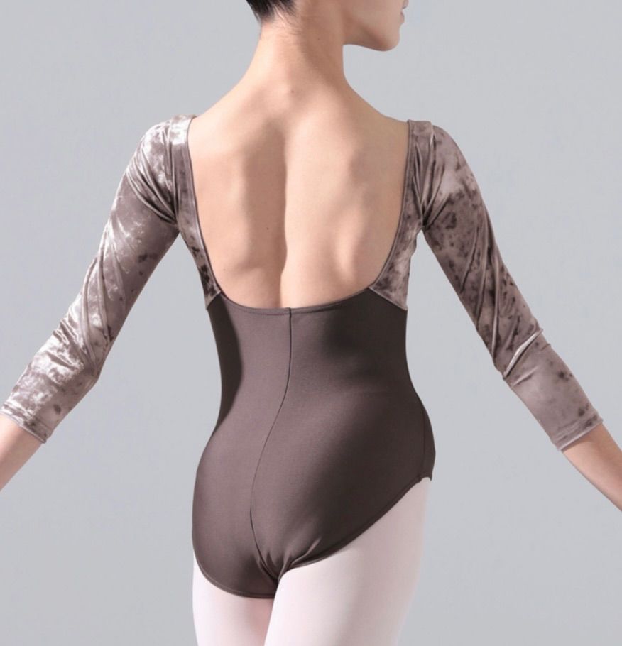 チャコット Nelaモデル レオタード M チャコット レオタード 150 chacott チャコット nela レオタード