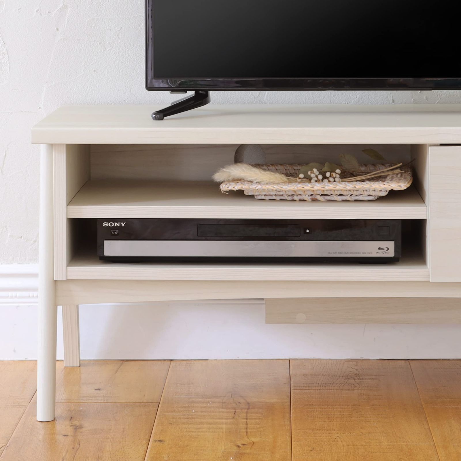 ハヤミ工産 壁面スタンド　〜65V型対応 メーカー在庫品 工事不要壁掛けHAYAMI TIMEZ EW-74B ～65V型 テレビスタンド EW-74B