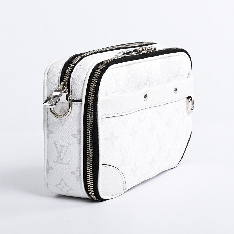 LOUIS VUITTON ルイヴィトン ショルダーバッグ アルファメッセンジャー