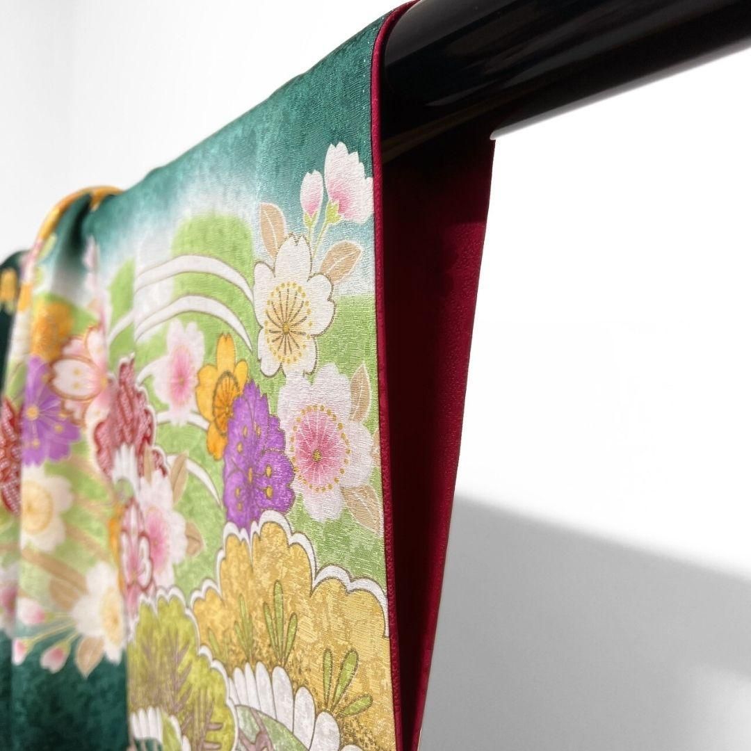 金駒刺繍　金彩　枝垂れ桜　桜花模様　振袖　晴れの日　成人式　卒業　着物　114p 金駒刺繍 金彩 枝垂れ桜 桜花模様 振袖 晴れの日 成人式 卒業 着物 114p