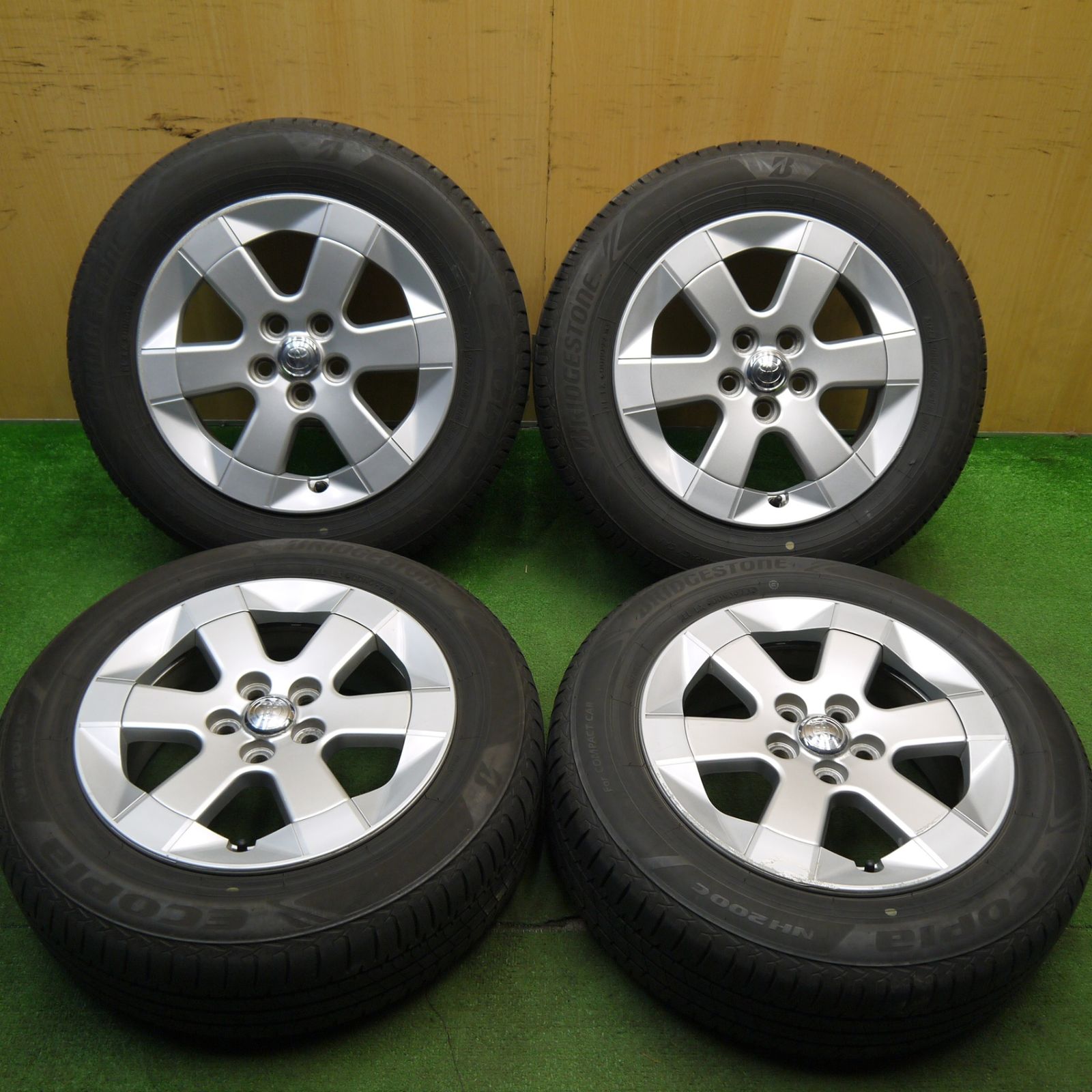 バリ溝 23年 9分 トヨタ 20系 プリウス 純正 185|65R15 ブリヂストン エコピア NH200C 15インチ PCD100|5H 5042812Hノ