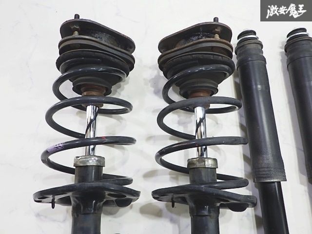 ZVW30プリウス 後期 ツーリング 純正サスです トヨタ 純正 ZVW30 プリウス 後期 Sツーリング ノーマル