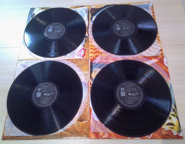 LP レコード全集［ザ・ビートルズ ボックス］8枚組133曲収録 表記は