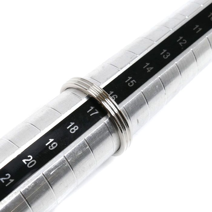 ☆美品☆ティファニー　Pt950 プラチナ　バンドリング　約17号　幅３mm TIFFANY&Co. ティファニー Pt950プラチナ 3ロウ バンドリング