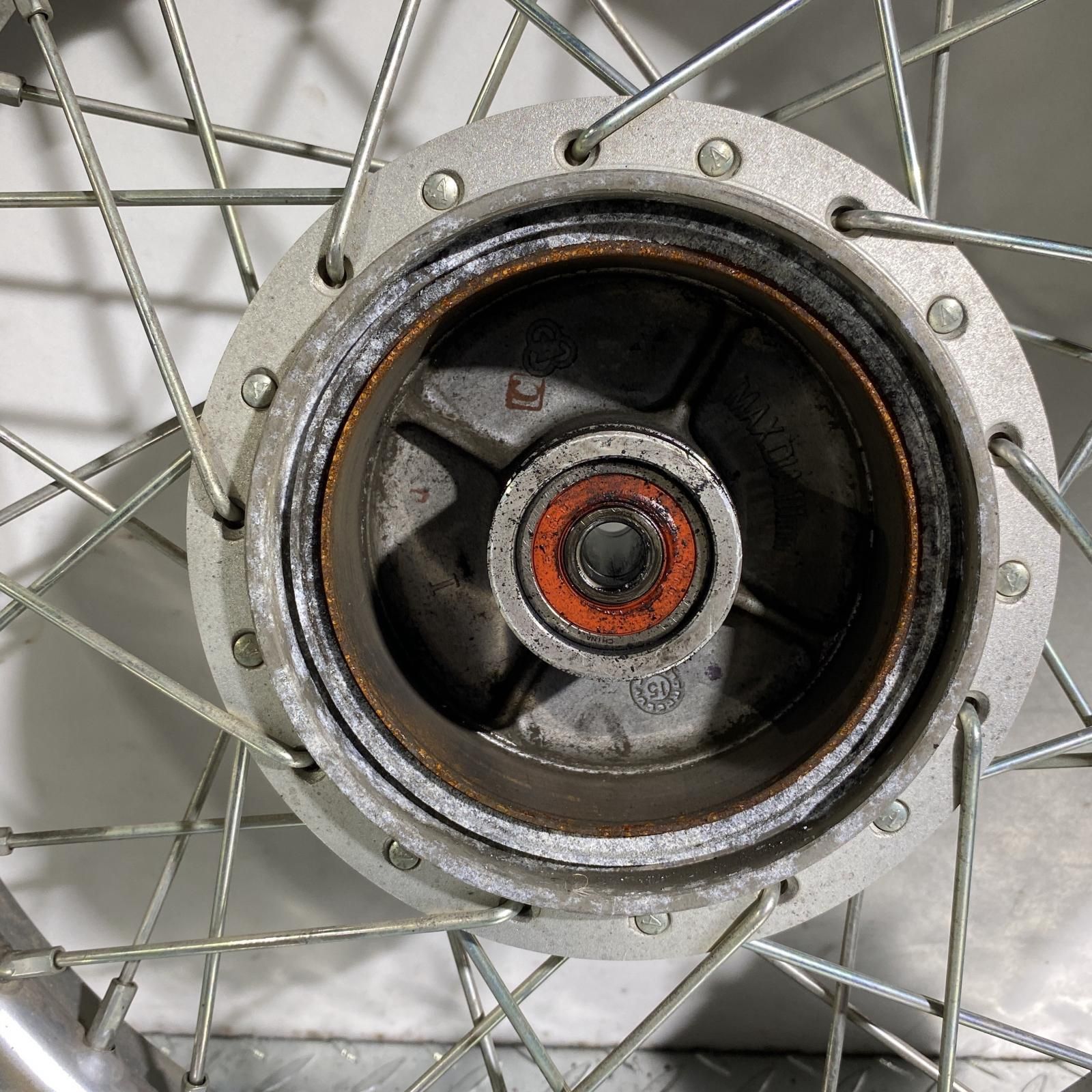 カブ　リアホイール ホンダ純正 スーパーカブ110 リアホイールサブAssy 42650-KZV