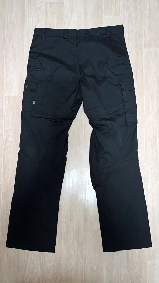 フェールラーベン 冬用 カーゴ 登山 ウォーク 作業 ズボン