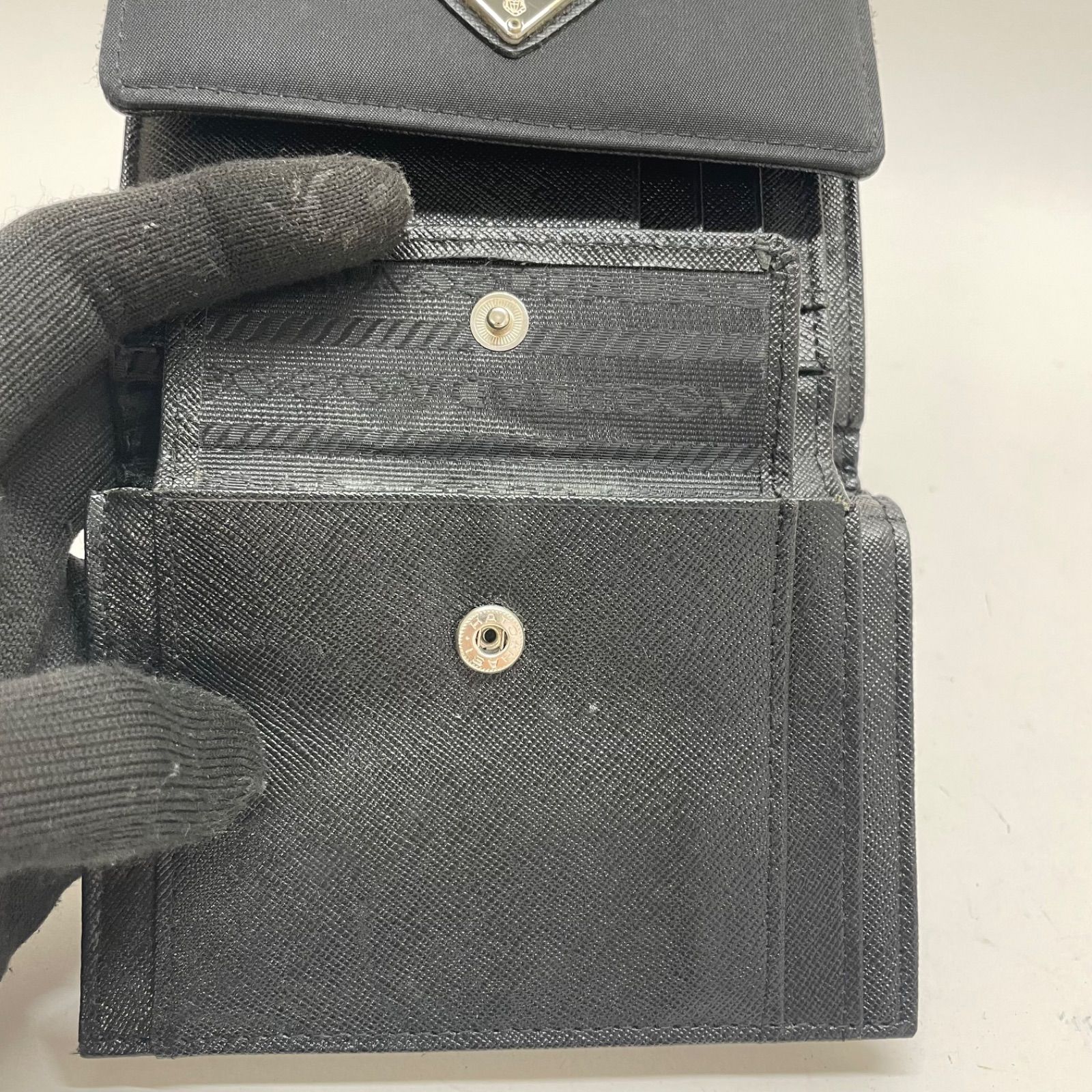 【PRADA／プラダ】ナイロン×レザー 三つ折り財布 ブラック トライアングル 1369 PRADA プラダ 三つ折り財布 ナイロン ブラック