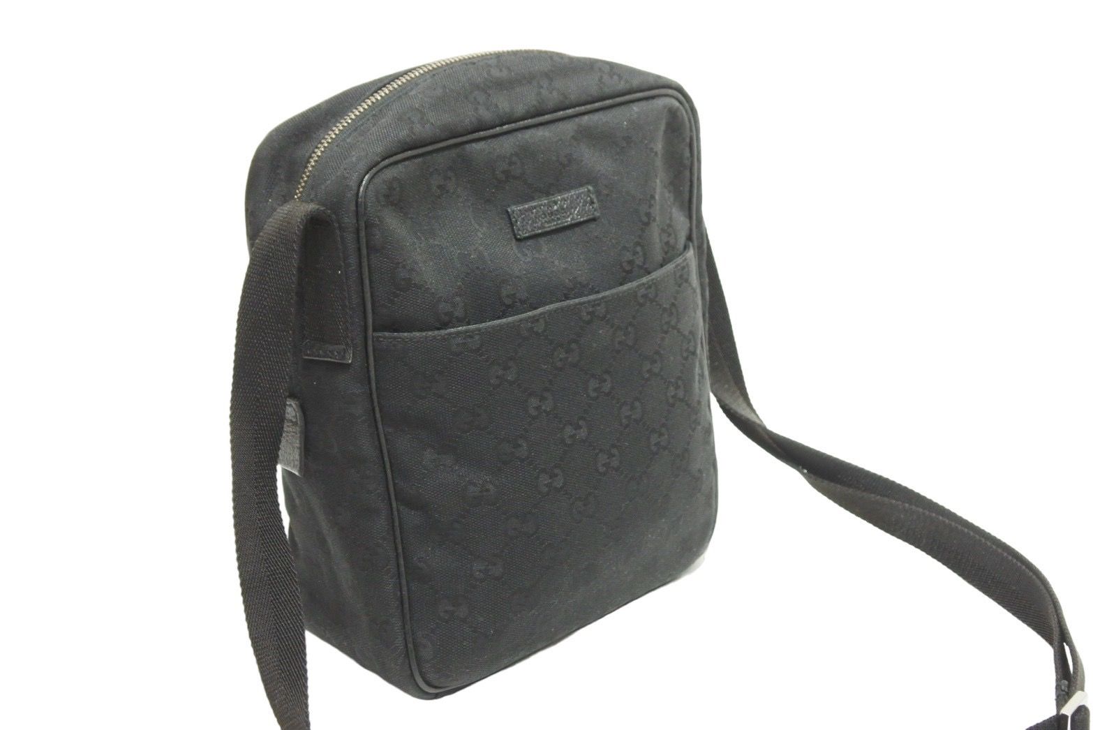 GUCCI グッチ ショルダーバッグ GGキャンバス ブラック シルバー