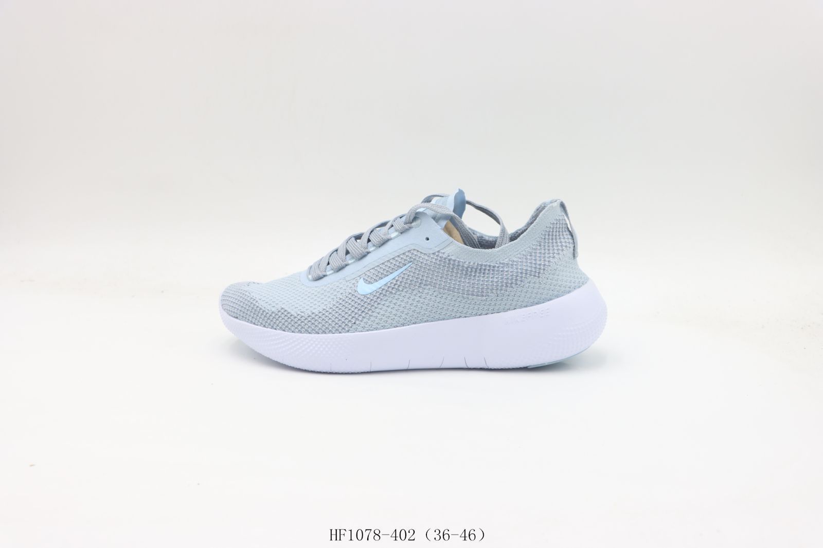 今日 ナイキ ランニングシューズ 藍白 HF1078-402 Blue and White