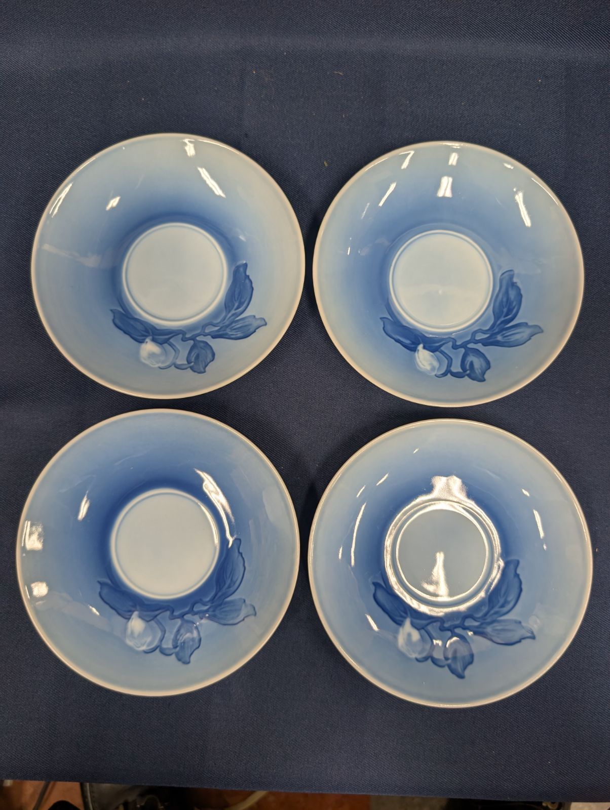 ビングオーグレンダール クリスマスローズ 3セクションサービングトレイ