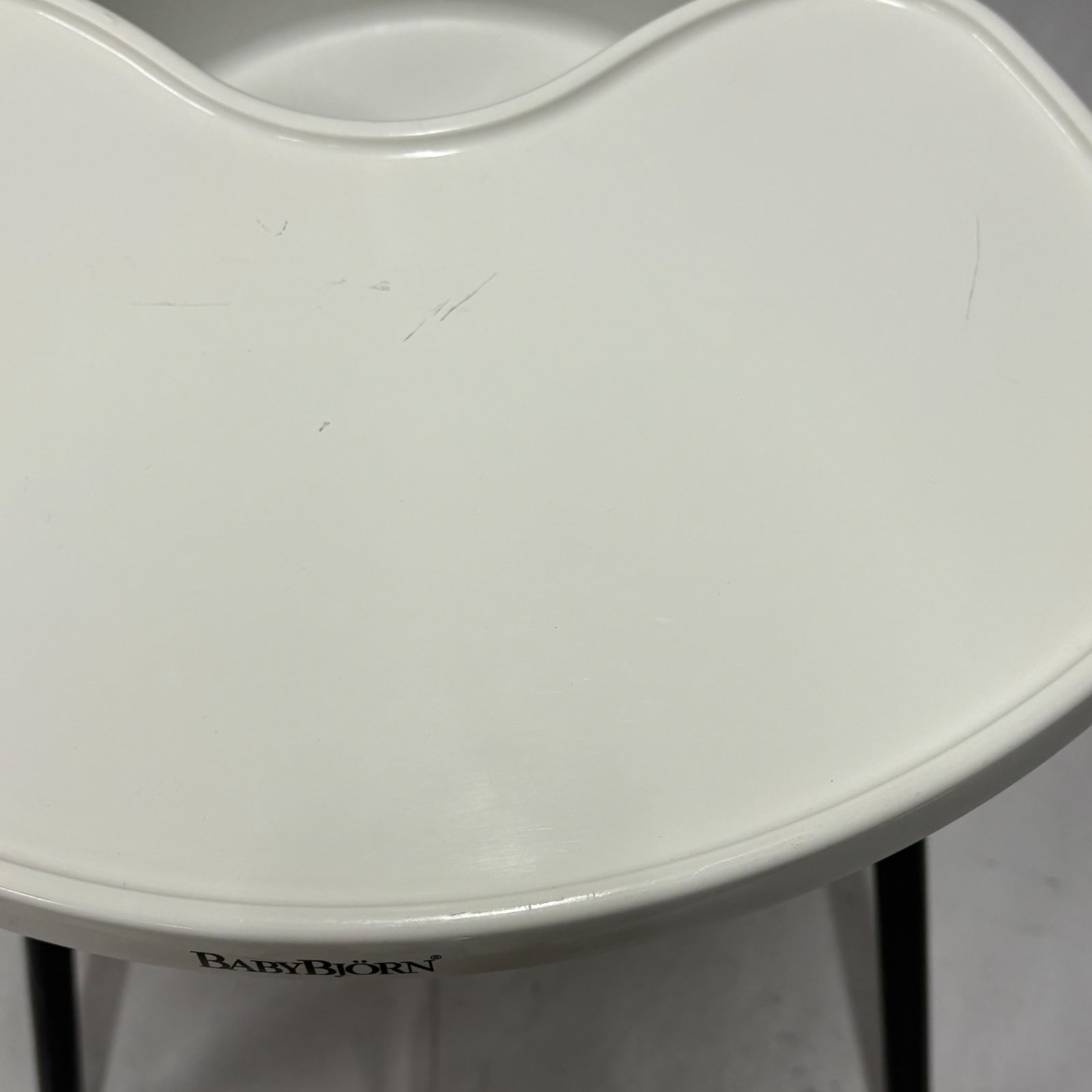 【美品・廃盤】Baby Bjorn 折りたたみ ベビーチェア ホワイト 美品・廃盤】Baby Bjorn 折りたたみ ベビーチェア ホワイト