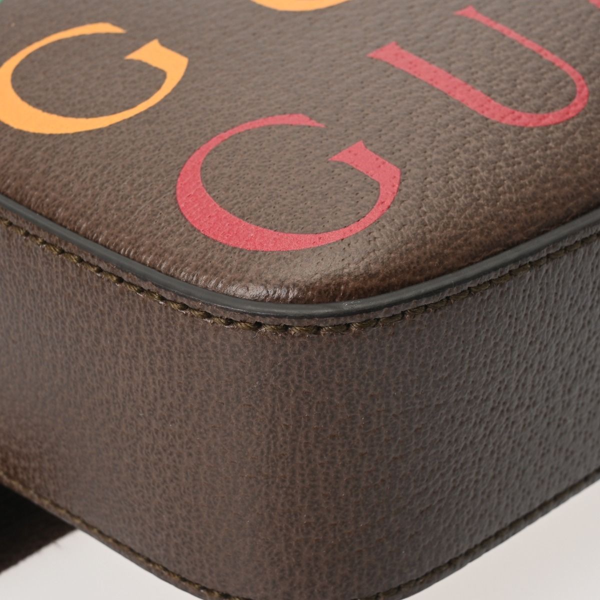 ユニセックス ボディバッグ