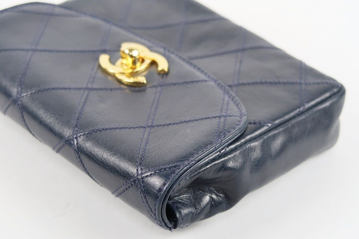 美品 シャネル ラムスキン マトラッセ ターンロック チェーンベルト