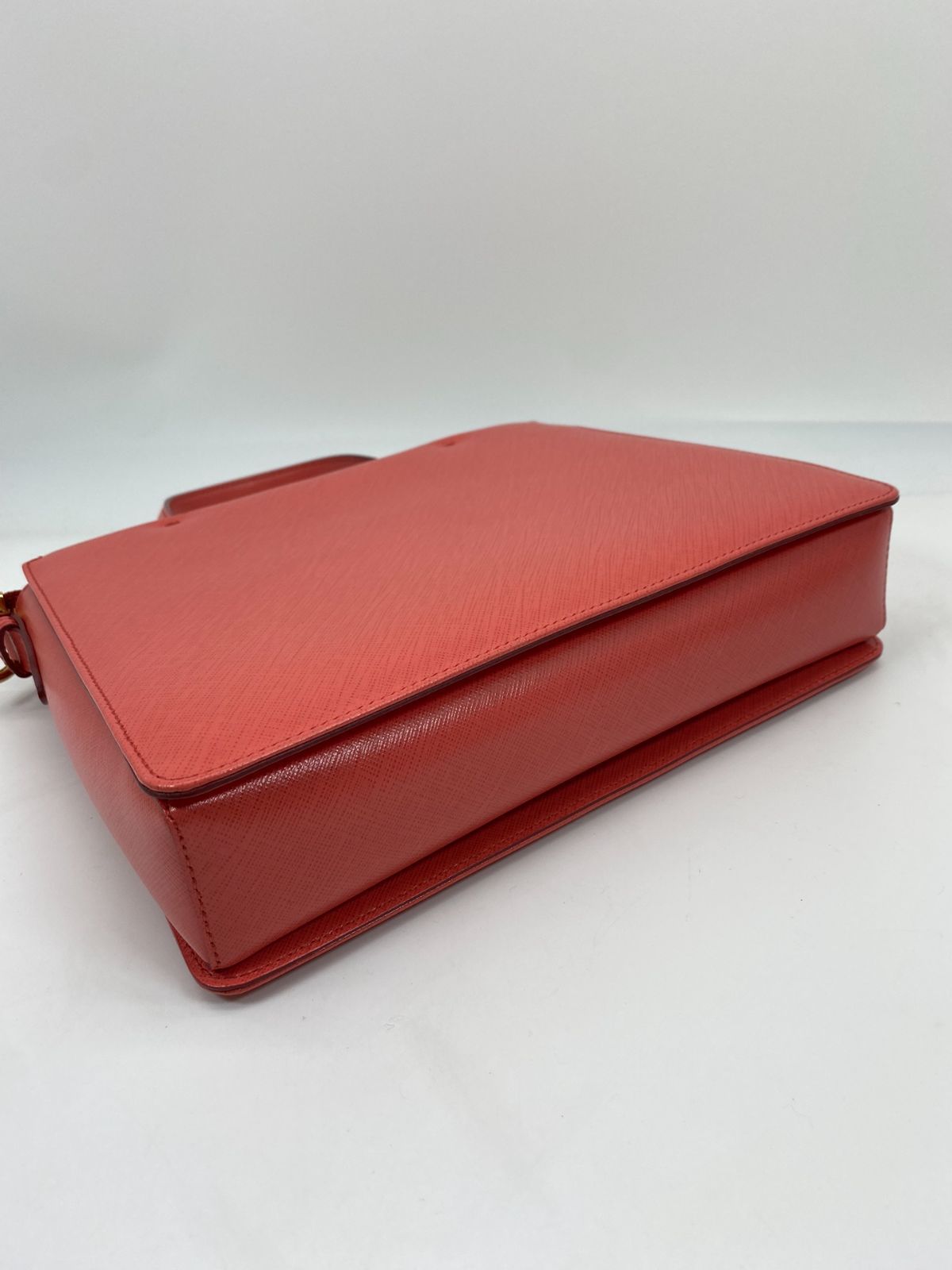 Salvatore Ferragamo サルヴァトーレ フェラガモ ショルダーバッグ 管理番号：5676 Salvatore Ferragamo サルヴァトーレ フェラガモ ショルダーバッグ