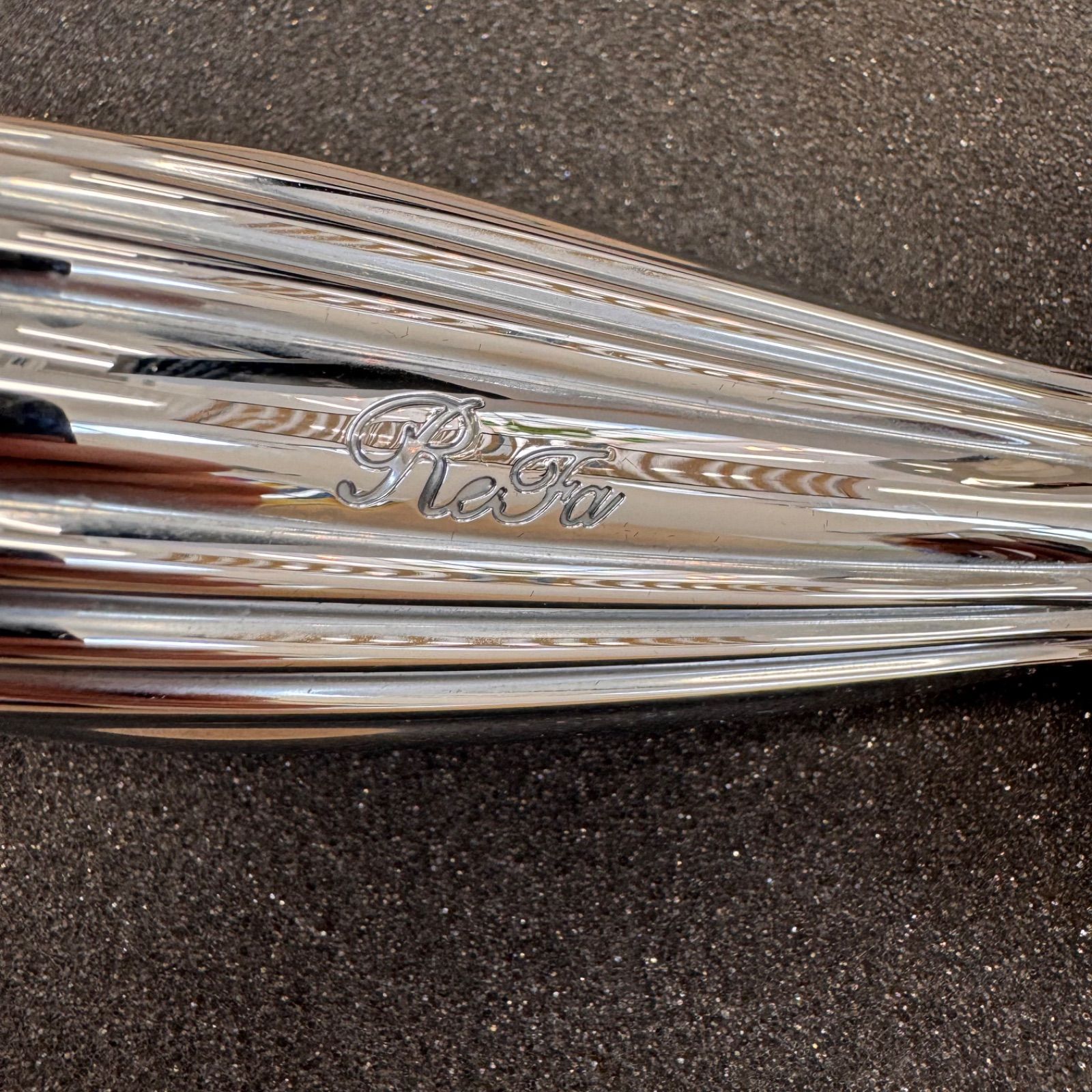 美品 ReFa CARAT RAY RF-PC2019B 美顔ローラー シルバー RF-PC2019B MTG 美容ローラー ReFa CARAT RAY リファカラットレイ