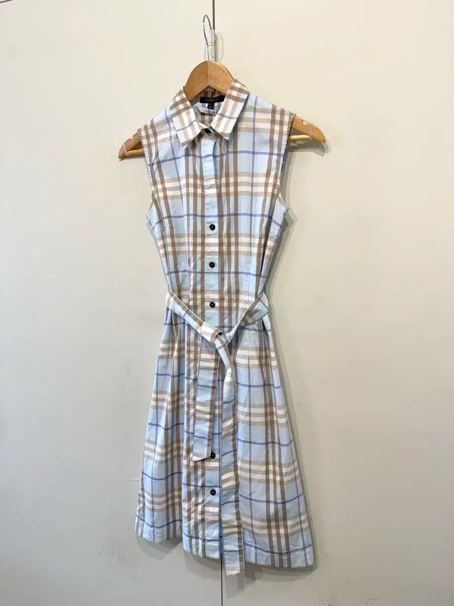 ♠ BURBERRY