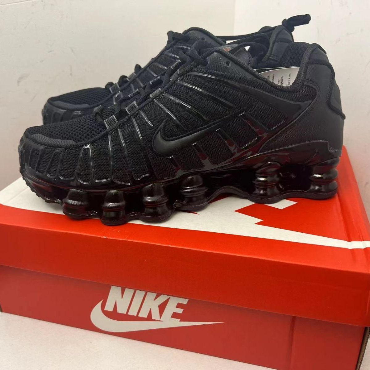 NIKE ショックスTL shox TL スニーカー ナイキblcak