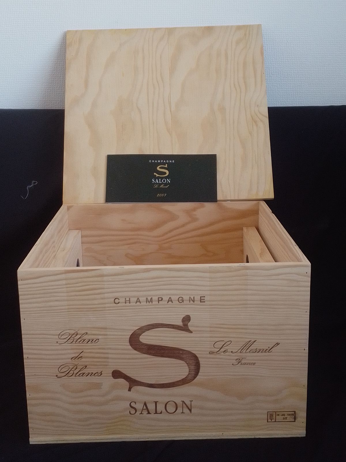 CHAMPAGNE ＳＡＬＯＮ 2007 ワイン木箱 (№26） - メルカリ