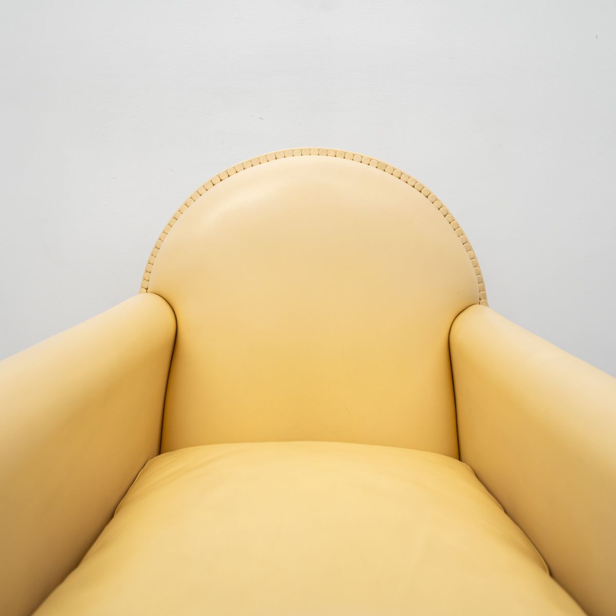 Poltrona Frau ポルトローナフラウ イエロー レザー ソファ Poltrona Frau ポルトローナフラウ イエロー レザー ソファ Poltrona