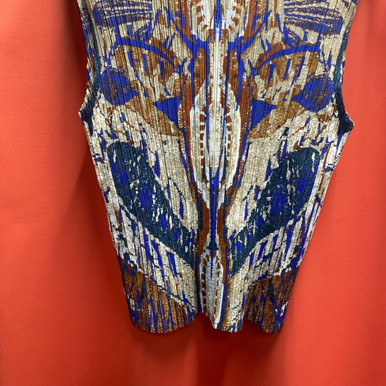 プリーツプリーズ タンクトップ 総柄 ISSEY MIYAKE イッセイミヤケ